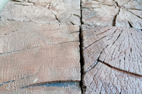 Imitácia betonového dreva